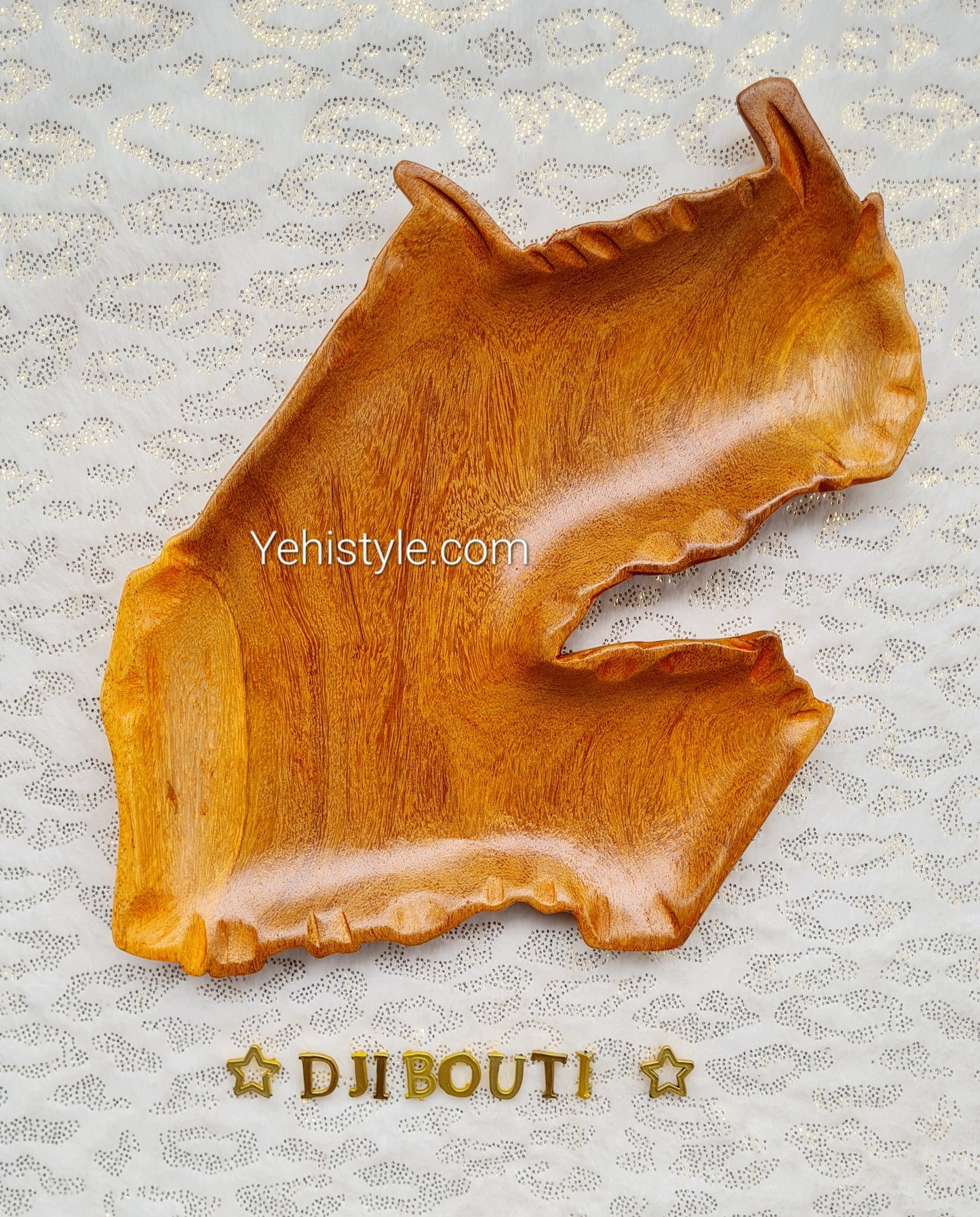 Assiette en bois Djibouti