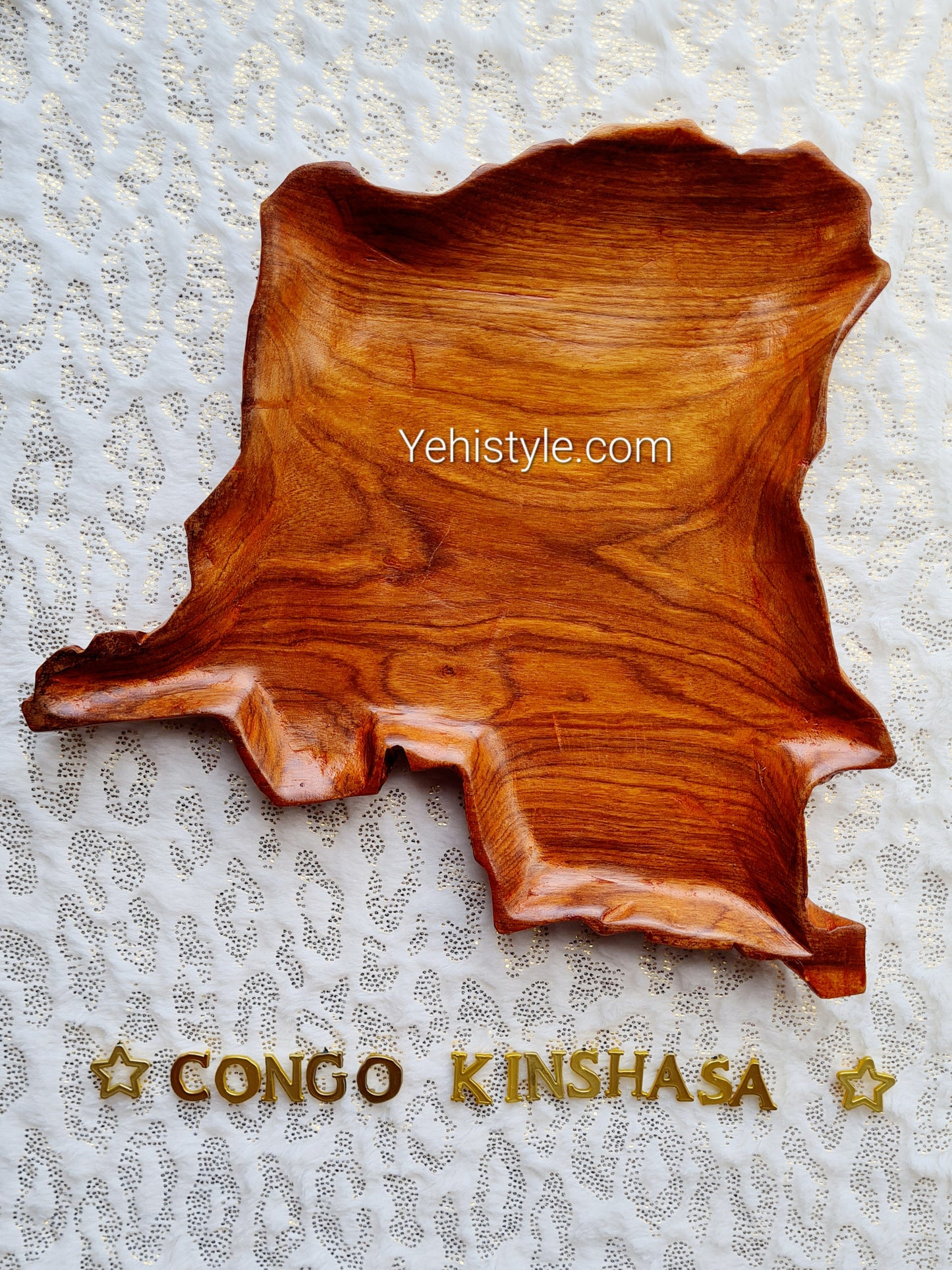 Assiette en bois Congo Kinshasa