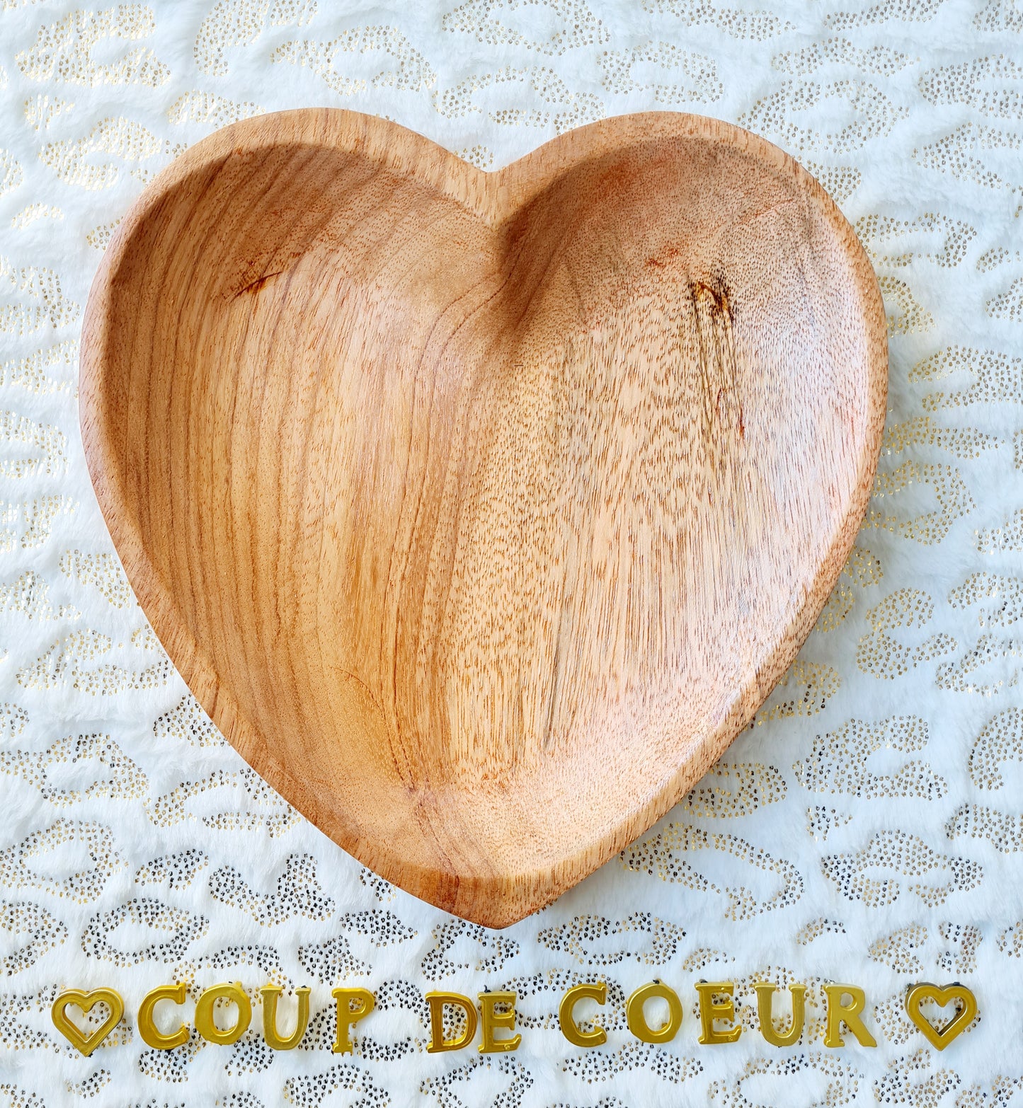 Petite assiette en bois en forme de Coeur