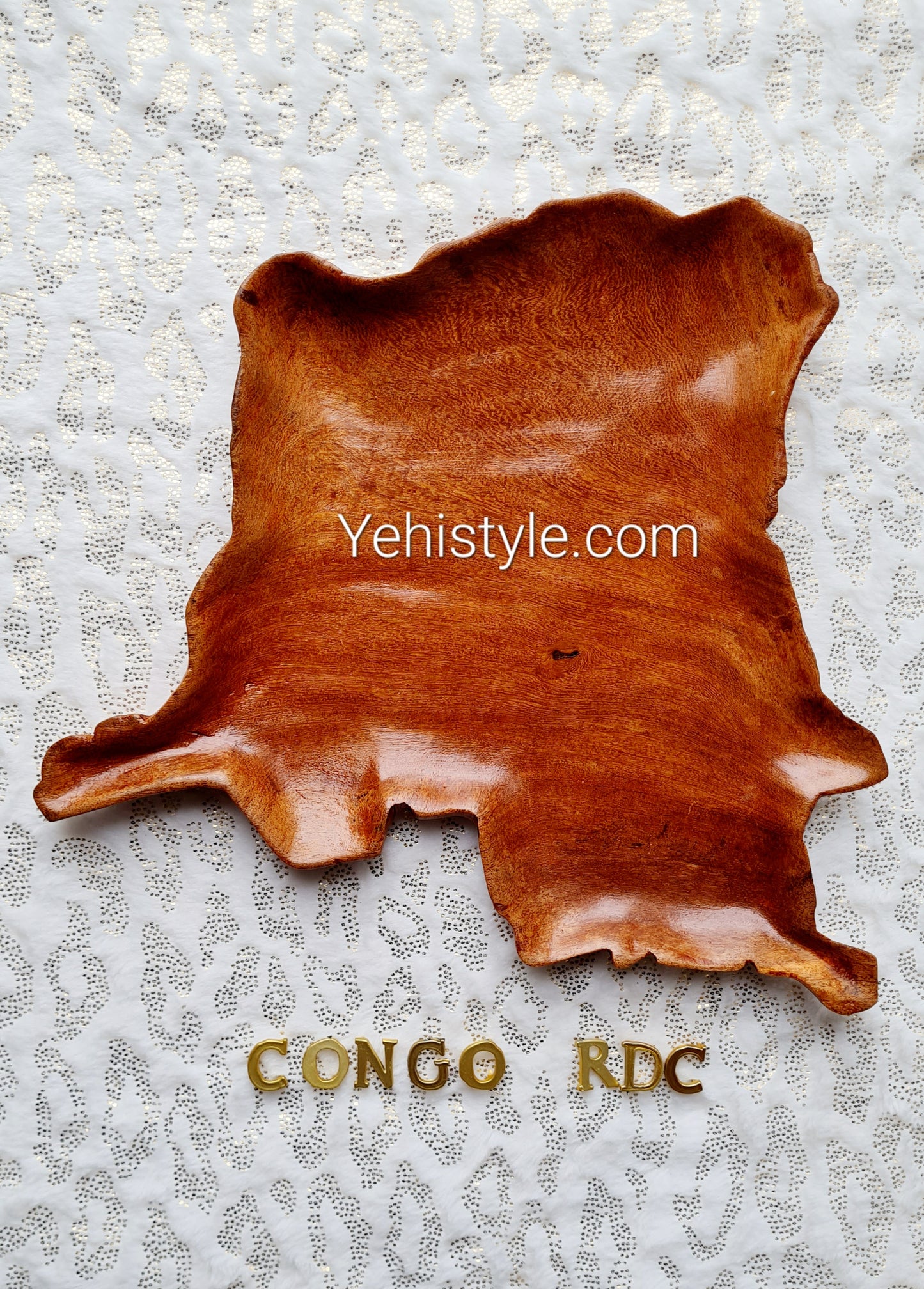 Assiette en bois Congo Kinshasa