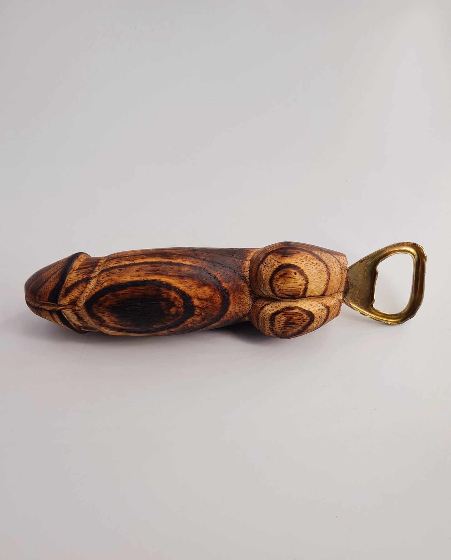 Décapsuleur en bois en forme de phallus