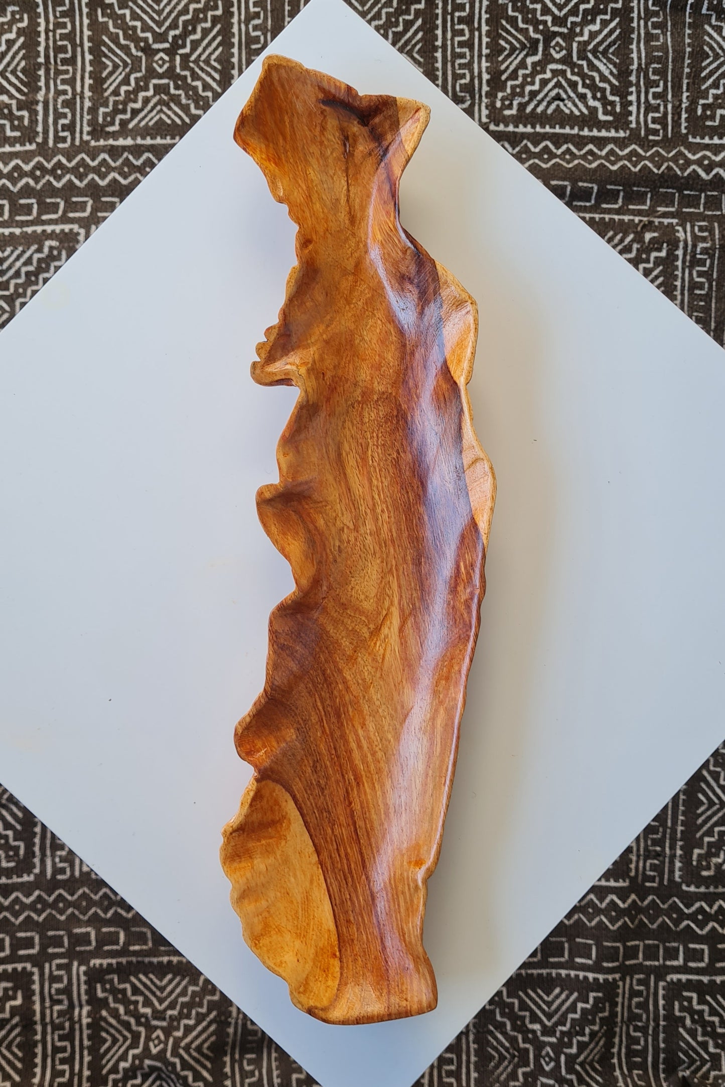 Assiette en bois Togo