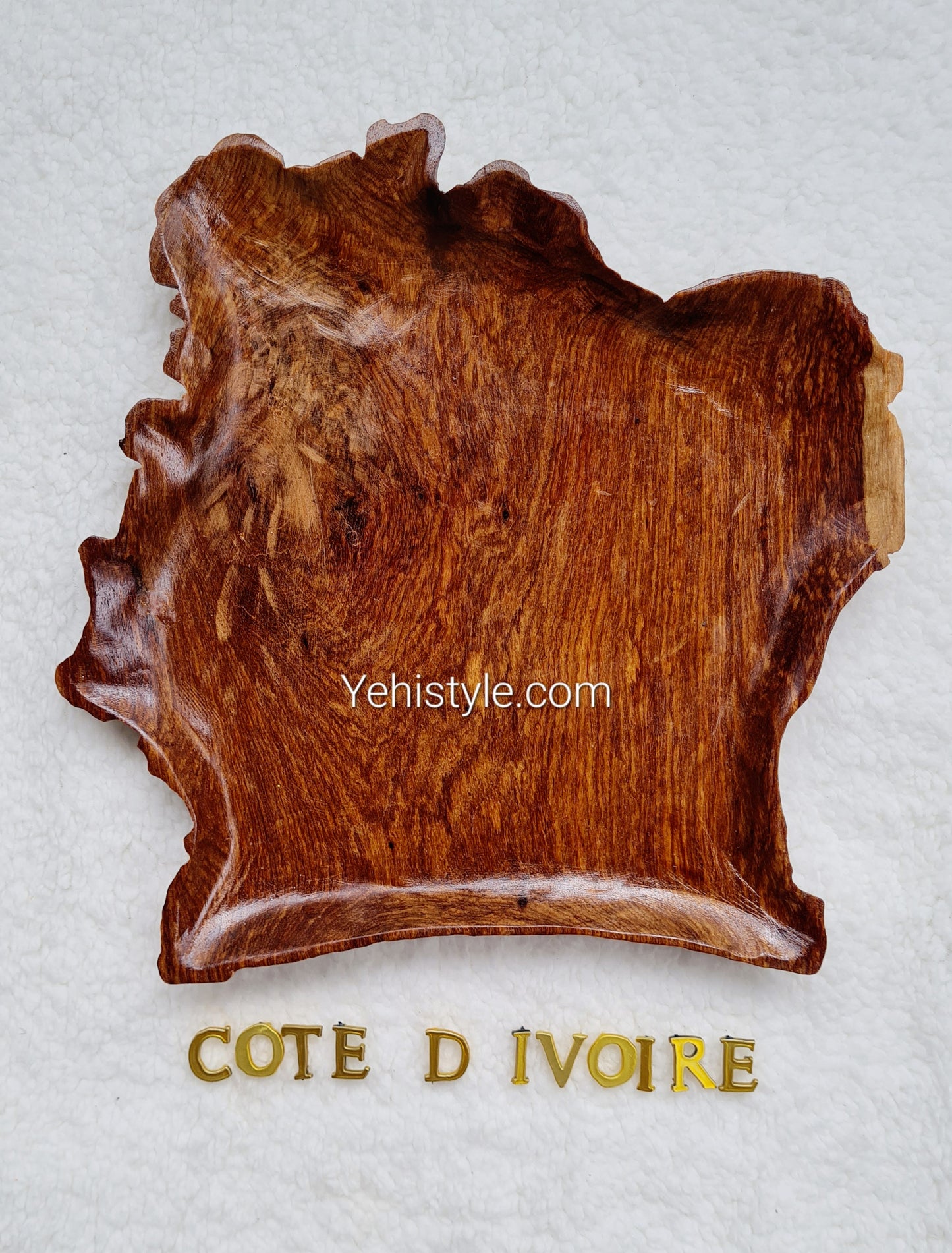 Assiette en bois Côte d'Ivoire