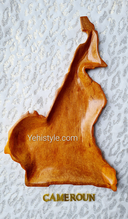Assiette en bois Cameroun