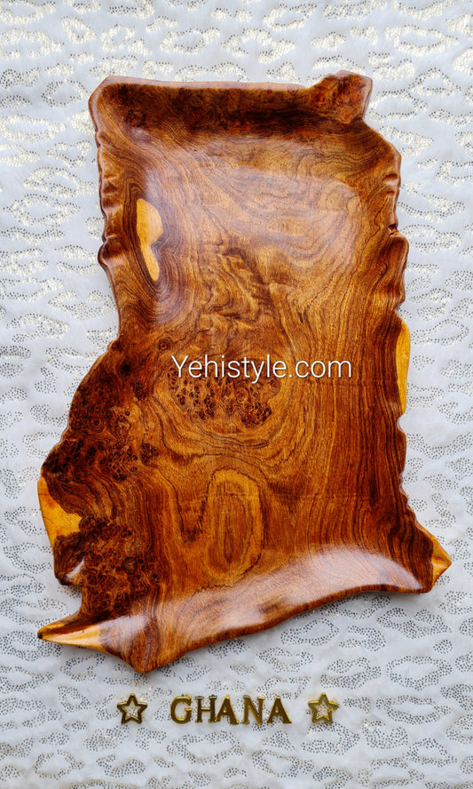Assiette en bois Ghana