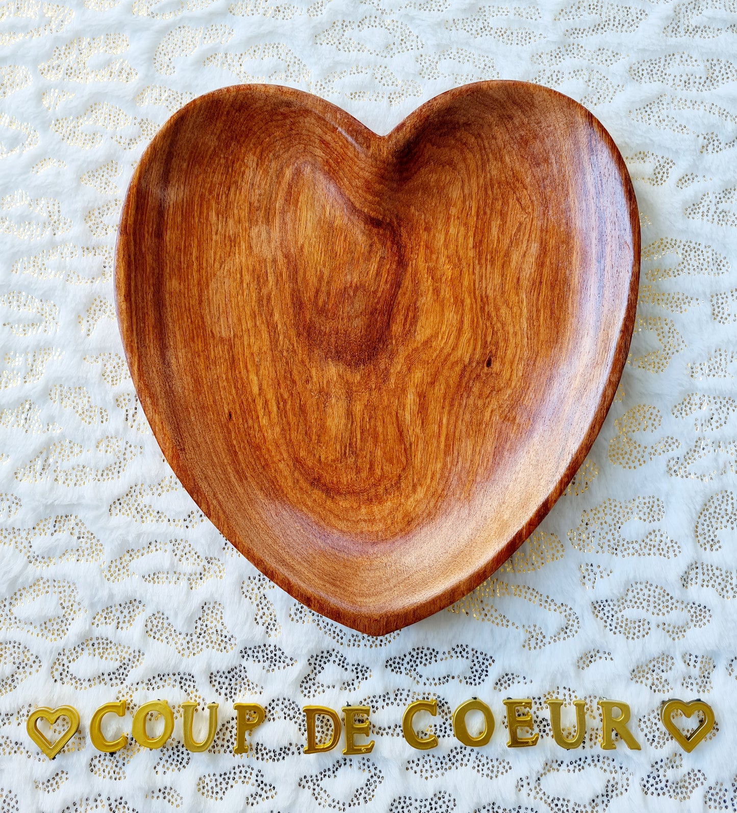 Petite assiette en bois en forme de Coeur