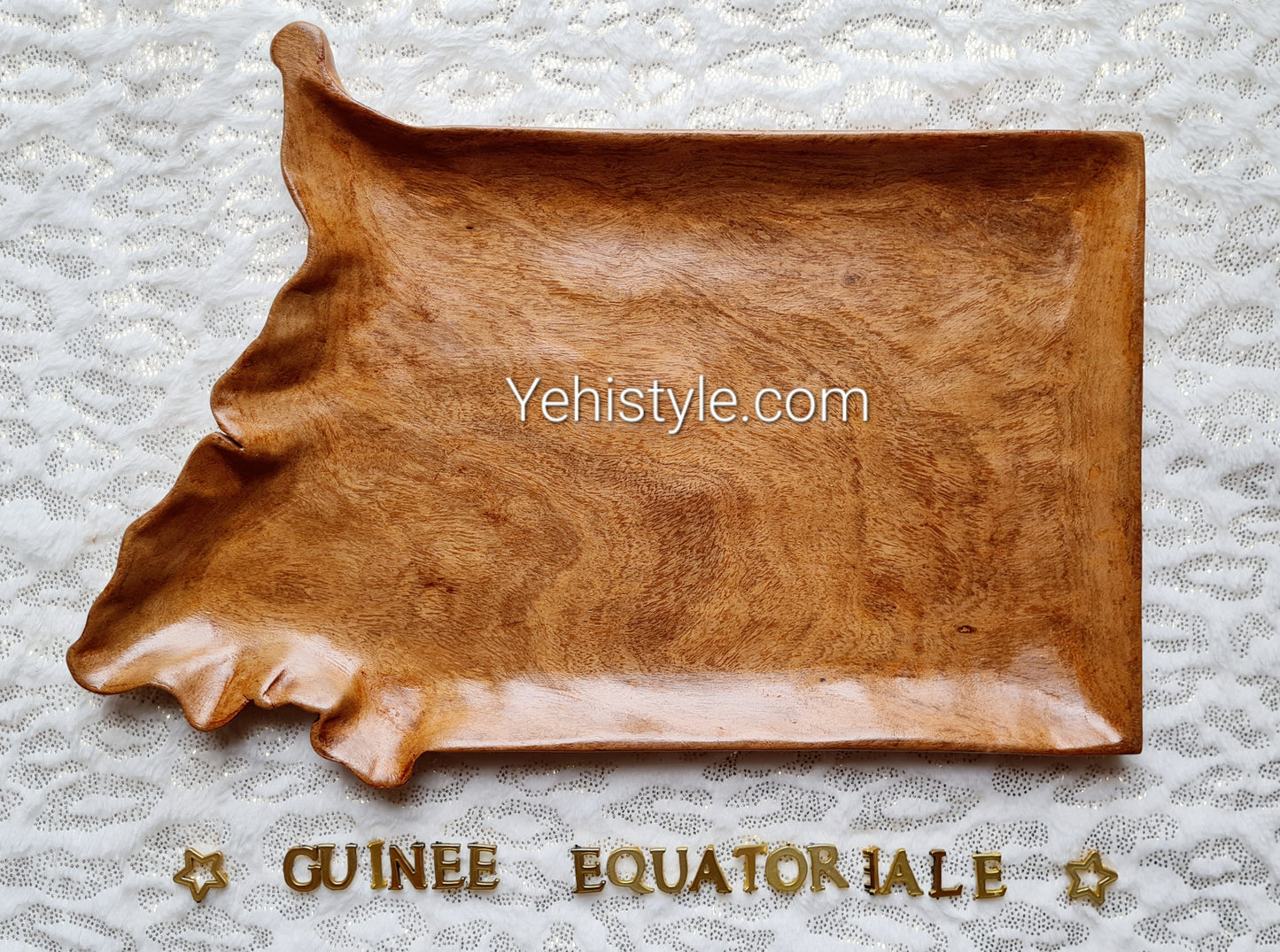 Assiette en bois Guinée Equatoriale