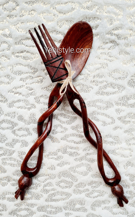 Couverts torsadés en bois